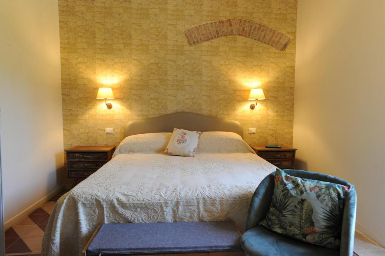 Palazzo Scura Bed & Breakfast Vaccarizzo Albanese Exterior photo